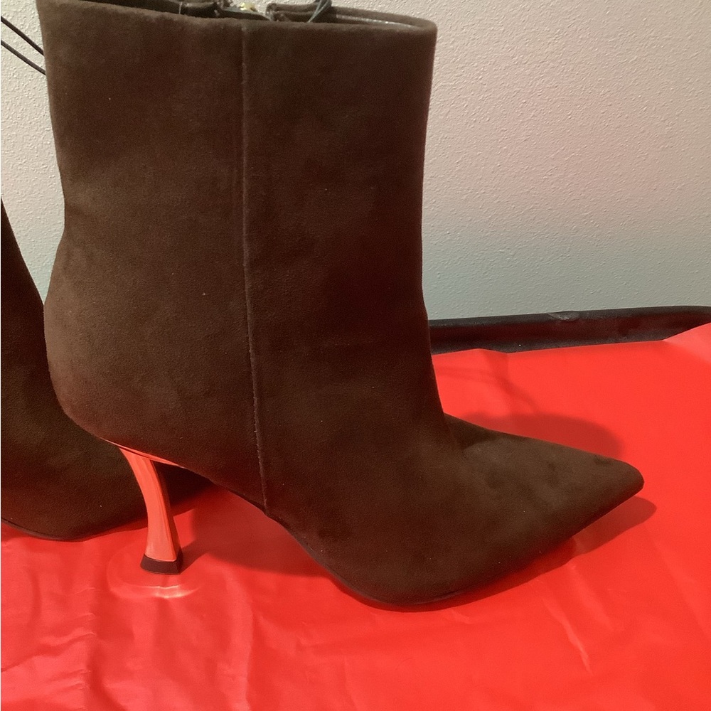 Nine West Dark Brown Pointed-Toe Ankle Booties with Gold Accent Heel